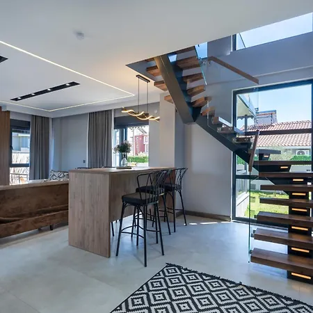 Villa Zirve Premium - Luxury Vacation With Private Pool Kocaeyuep